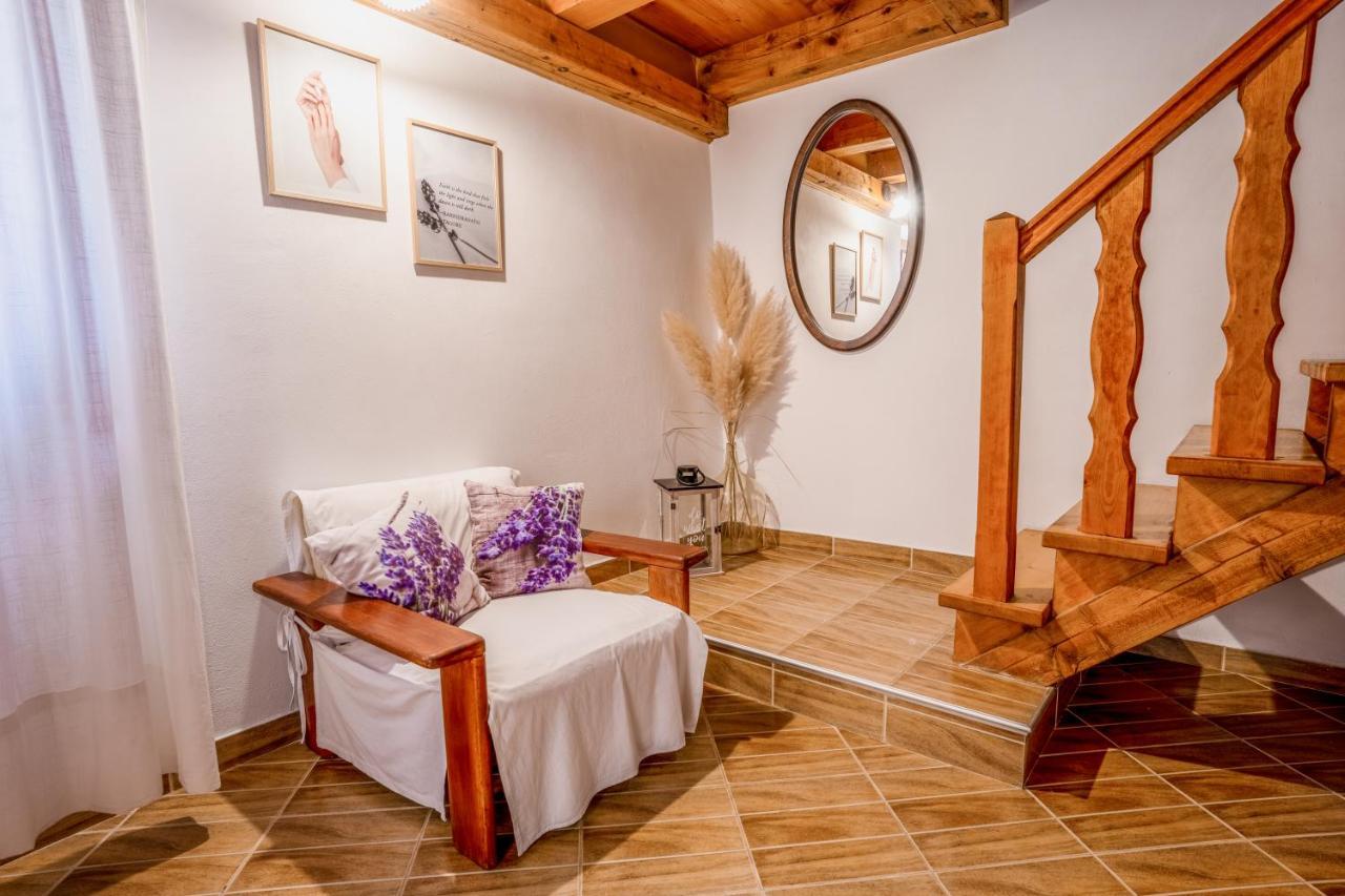 Lavanda Apartments & Room Sveti Lovrec Pazenaticki Ngoại thất bức ảnh